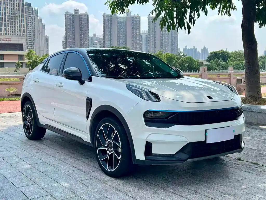 Lynk & Co 05 — миниатюра 3