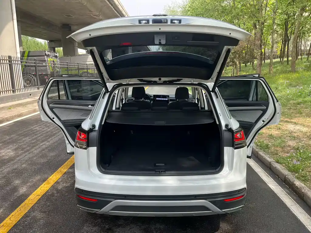 Volkswagen Tayron — миниатюра 7