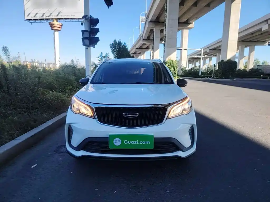 Geely Vision X3 — миниатюра 3