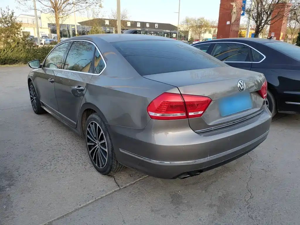 Volkswagen Passat 2014 1.8TSI DSG