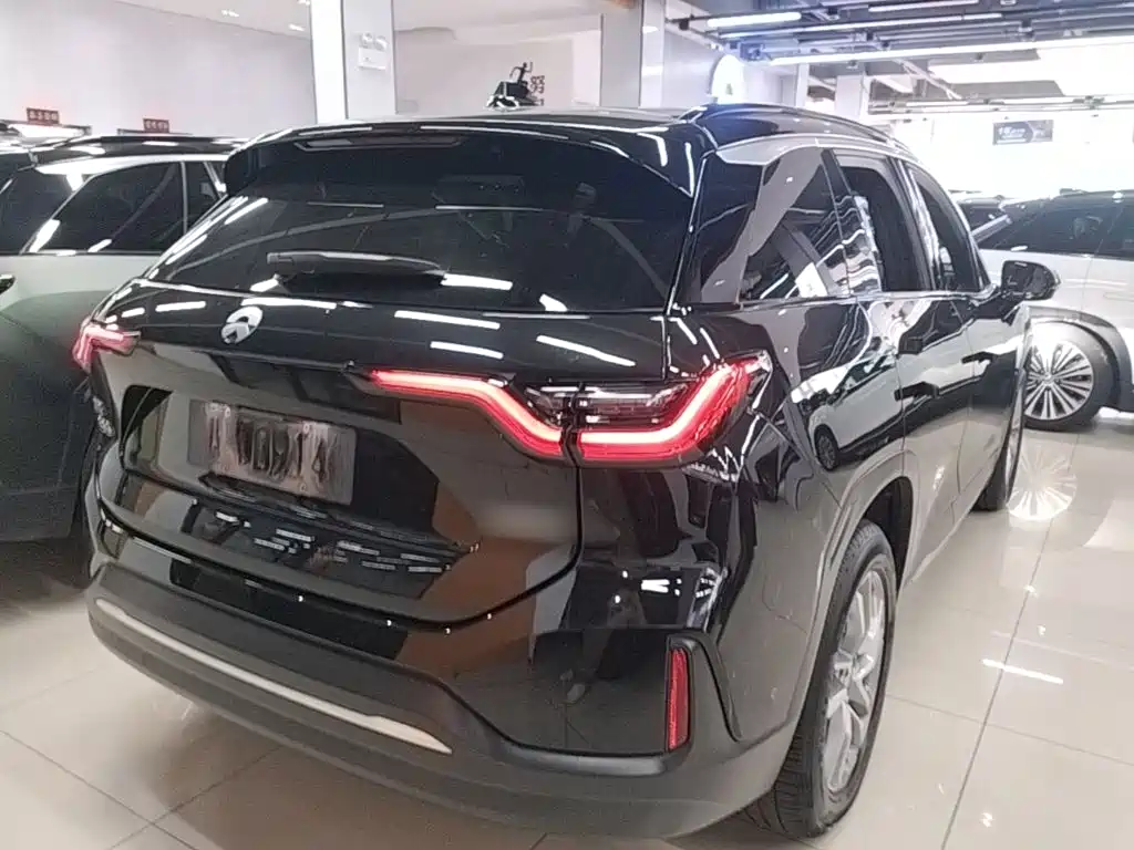 NIO ES6 — миниатюра 7