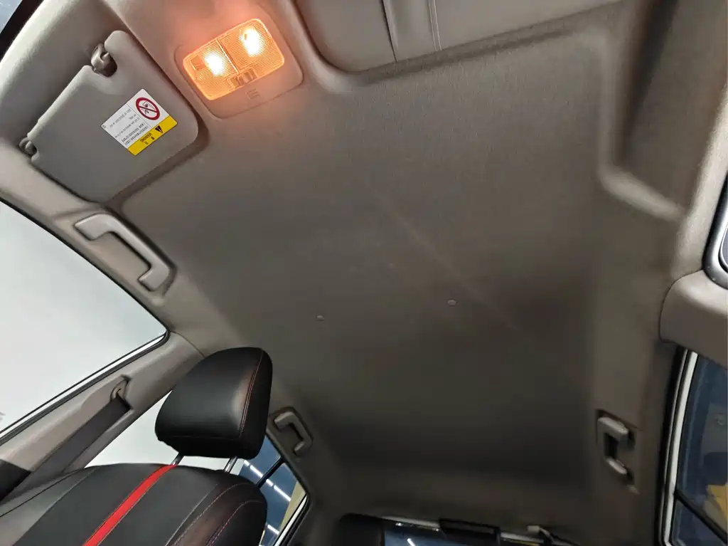 Toyota Yaris L — миниатюра 13