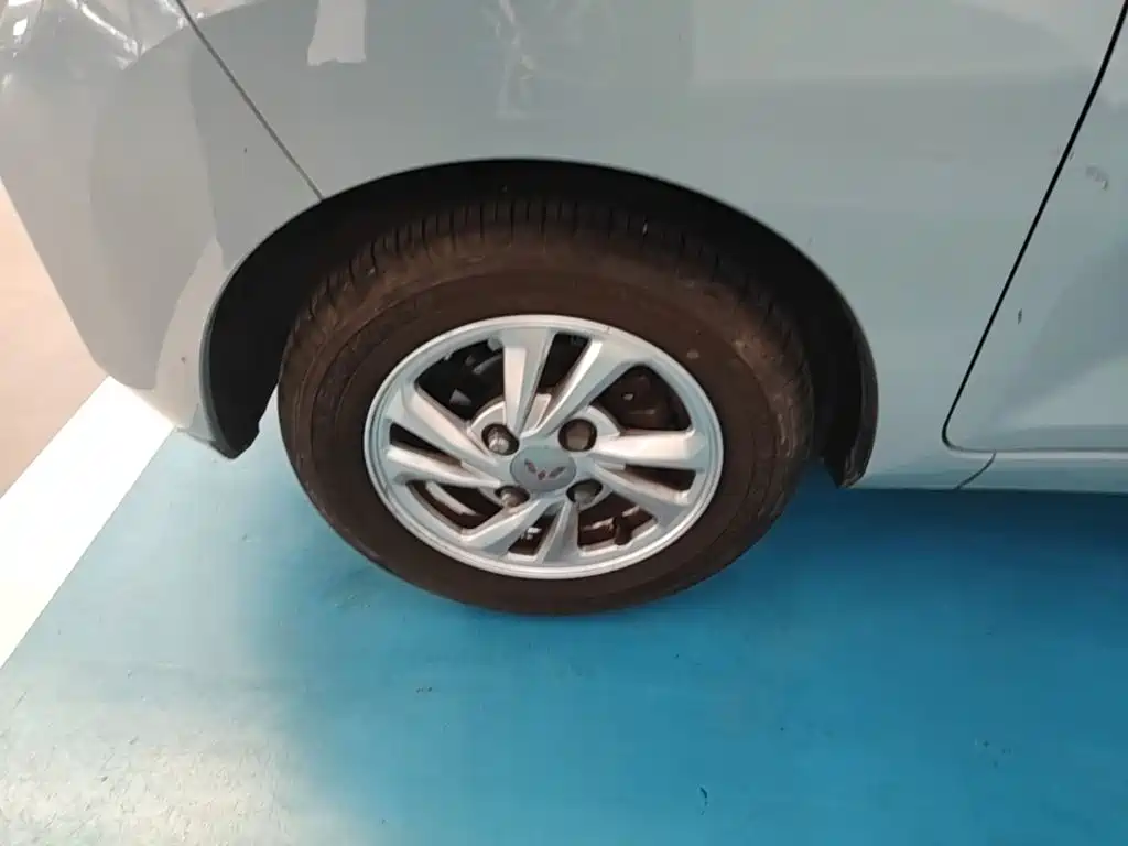 Wuling MINIEV — миниатюра 23