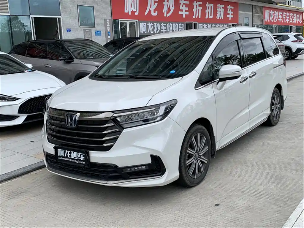 Honda Odyssey 2022 2.0L e:HEV Sharp Smart Edition