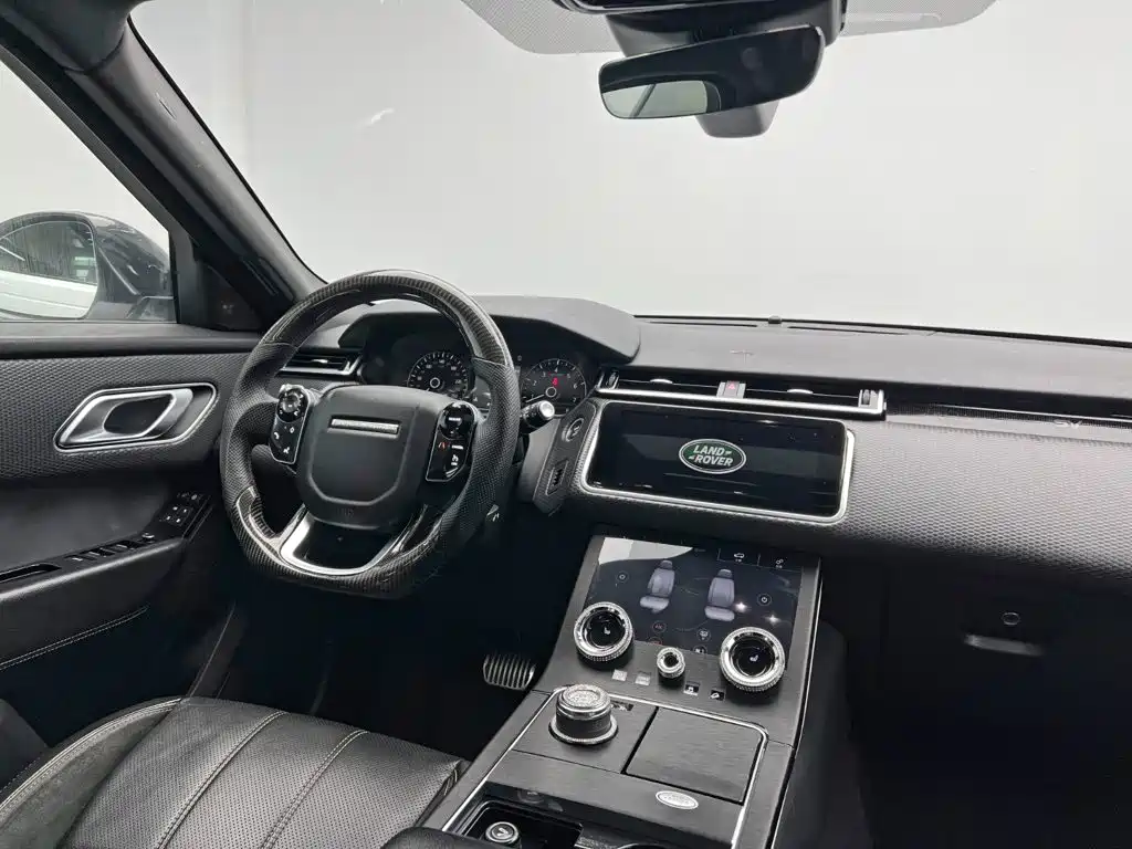 Land Rover Velar — миниатюра 21