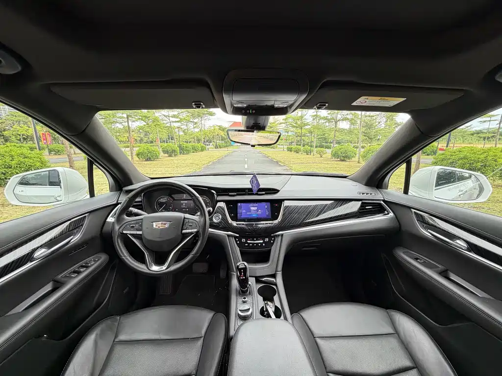 Cadillac XT6 — миниатюра 6