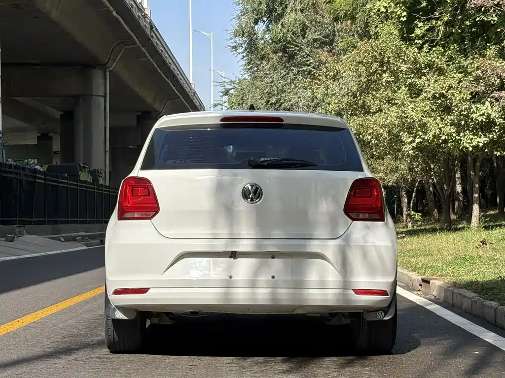Volkswagen Polo — миниатюра 5
