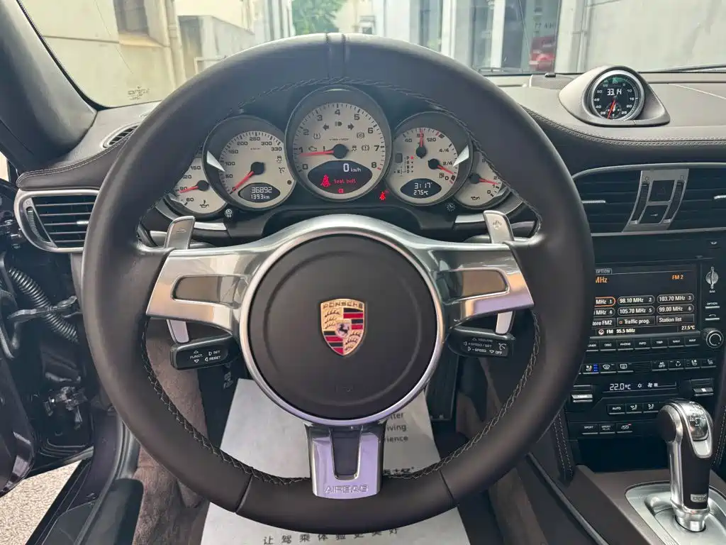 Porsche 911 — миниатюра 11