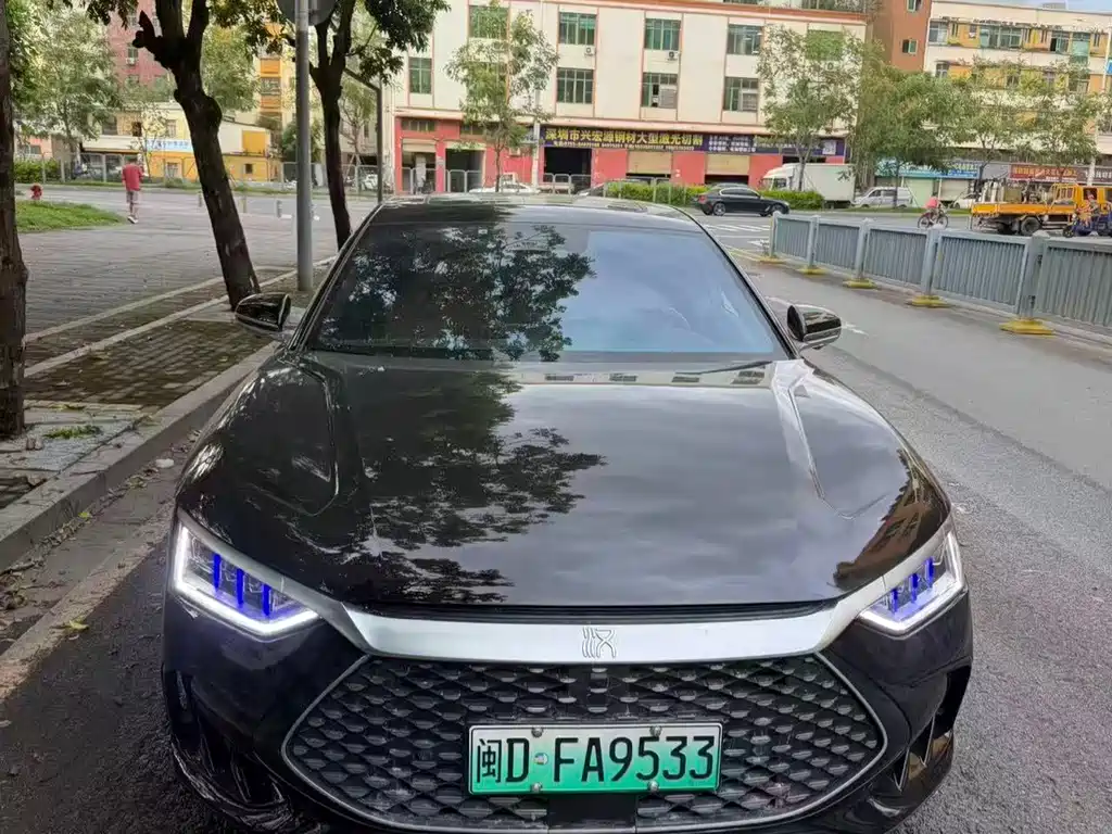 BYD Han — миниатюра 2