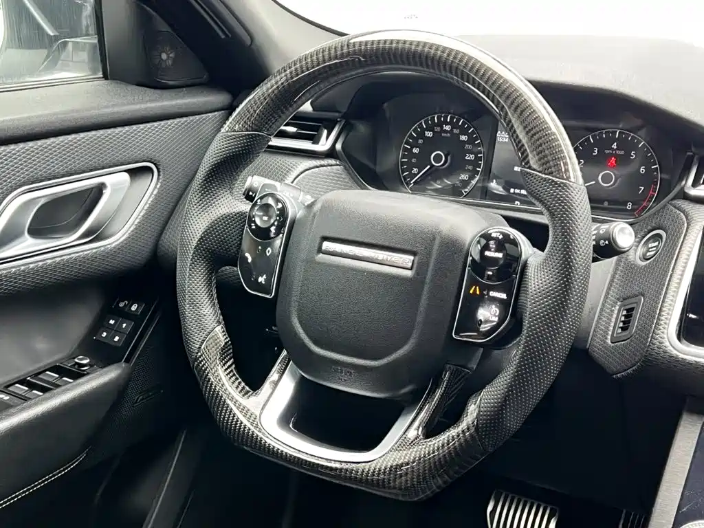 Land Rover Velar — миниатюра 19