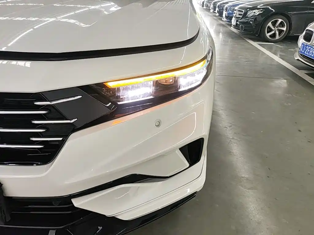 Honda Accord — миниатюра 24