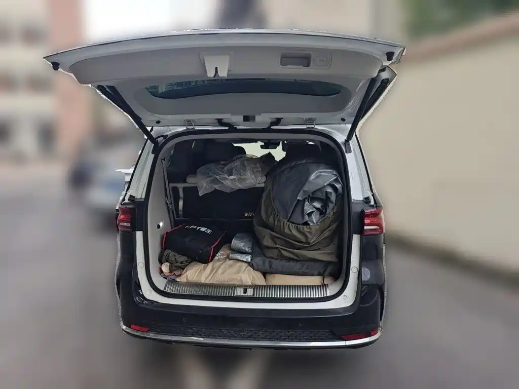 Roewe iMAX8 — миниатюра 10