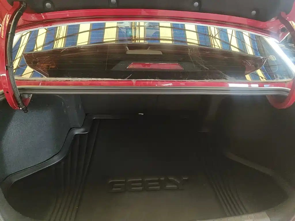 Geely Emgrand — миниатюра 19