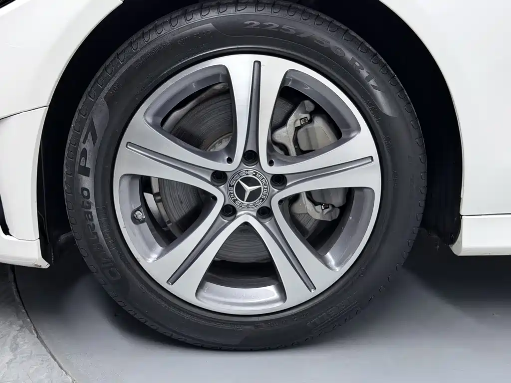 Mercedes-Benz C-Class — миниатюра 37