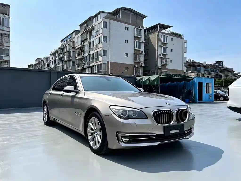 BMW 7 Series 7 2013 740Li xDrive