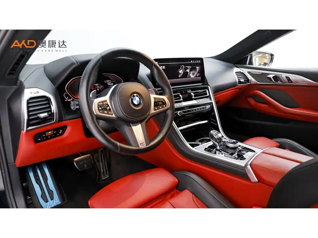 BMW 8 Series — миниатюра 6