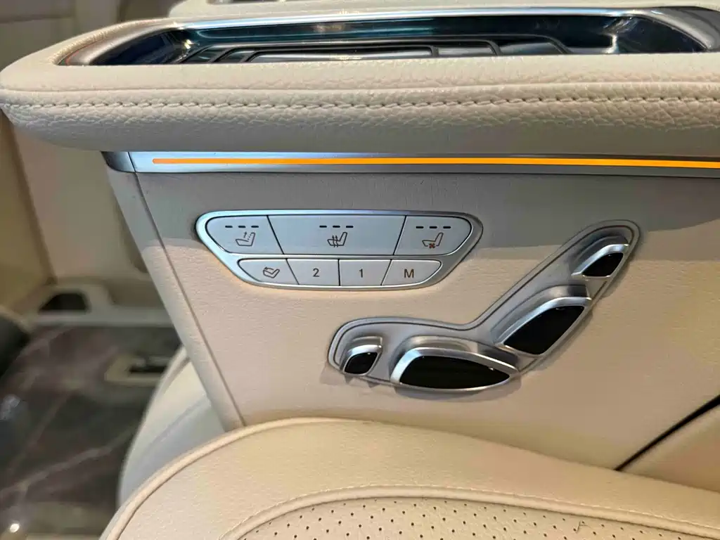 Mercedes-Benz V-Class — миниатюра 10