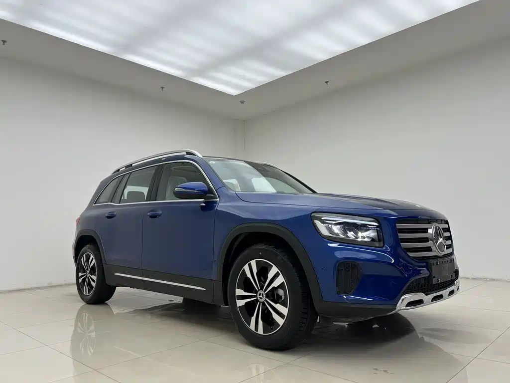 MERCEDES-BENZ  GLB