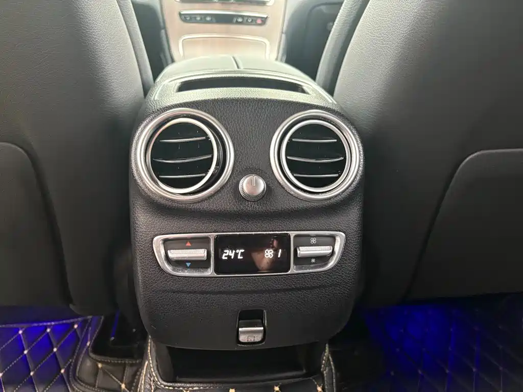 Mercedes-Benz GLC — миниатюра 17
