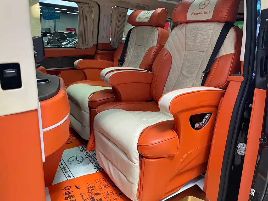 Mercedes-Benz V-Class — миниатюра 8