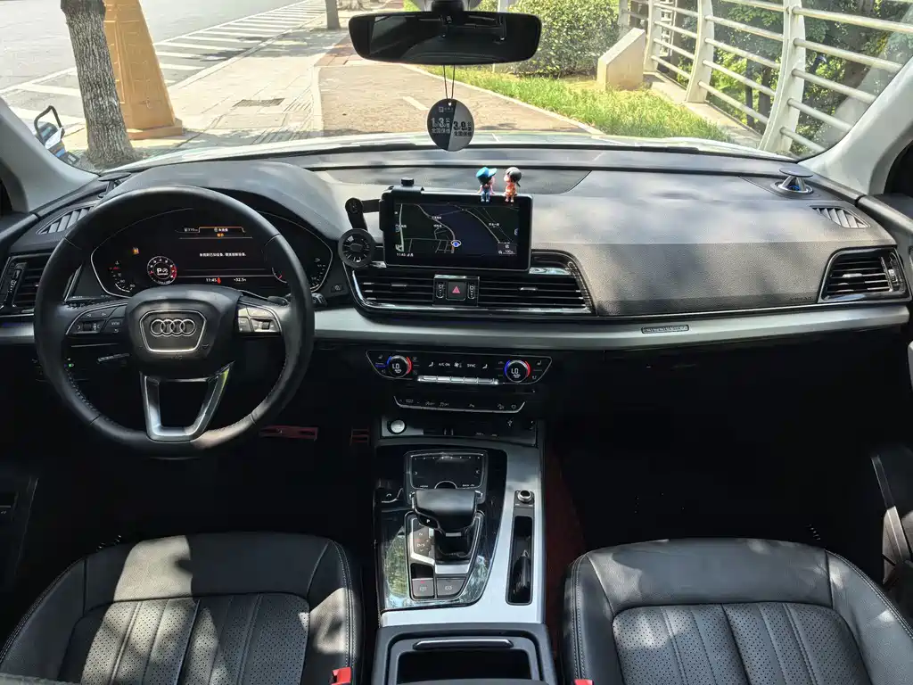 Audi Q5L — миниатюра 5