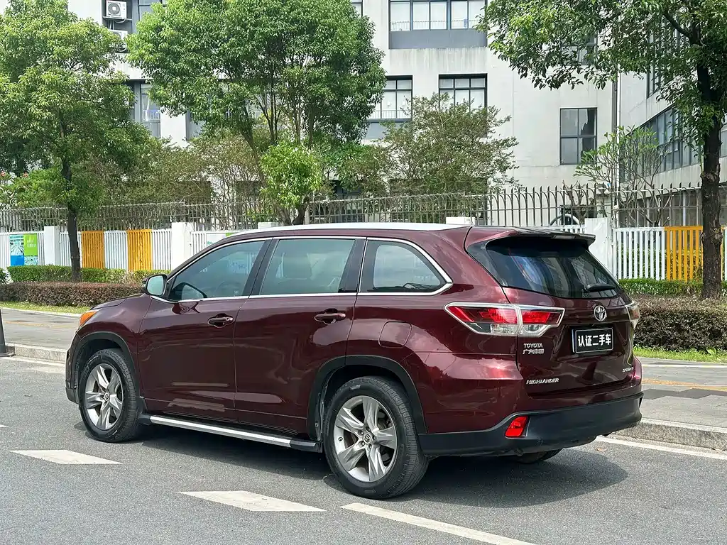 Toyota Highlander — миниатюра 8