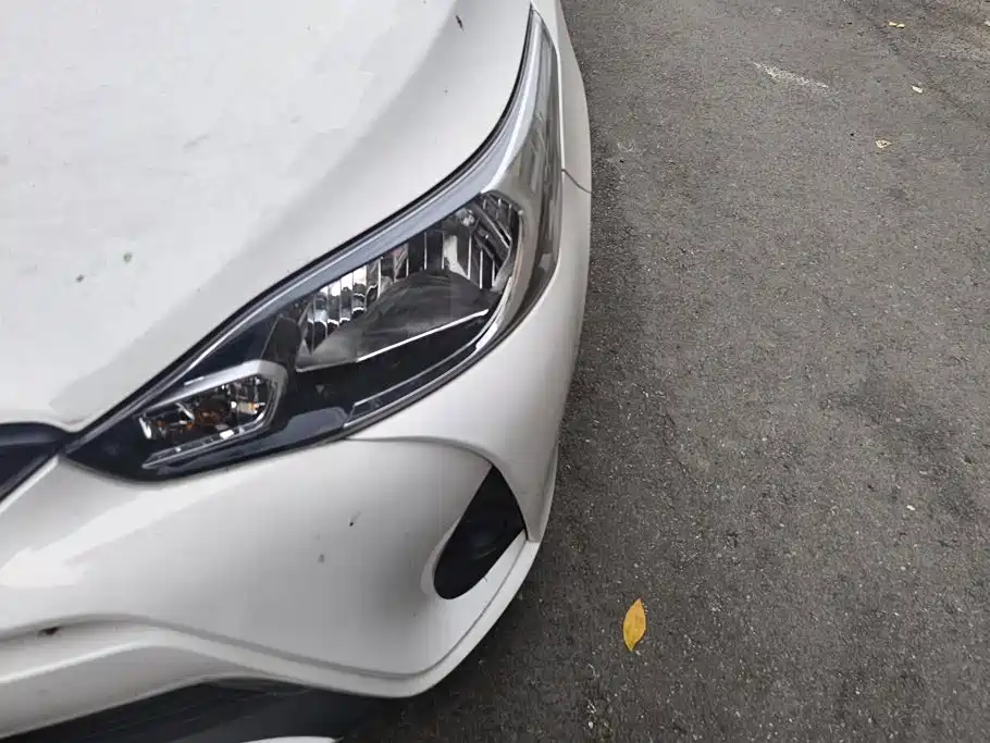 Toyota Yaris L — миниатюра 5