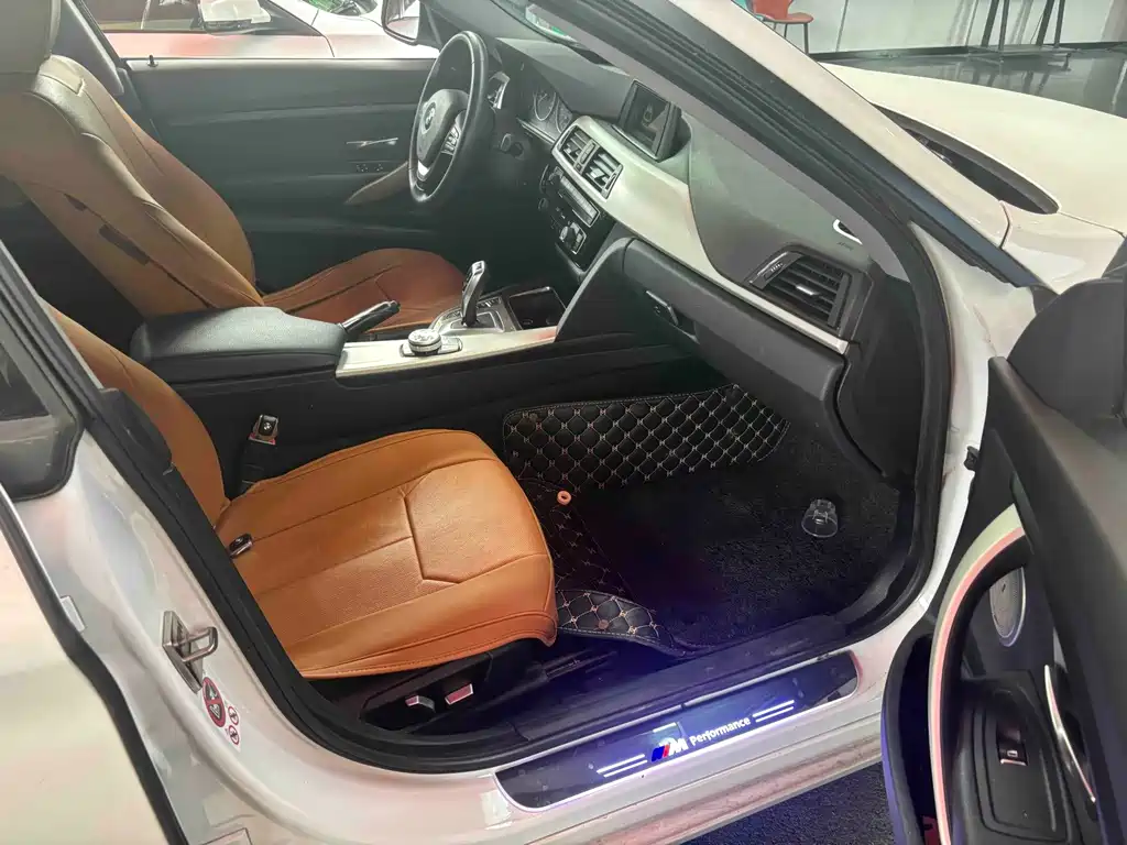 BMW 3 Series GT — миниатюра 6