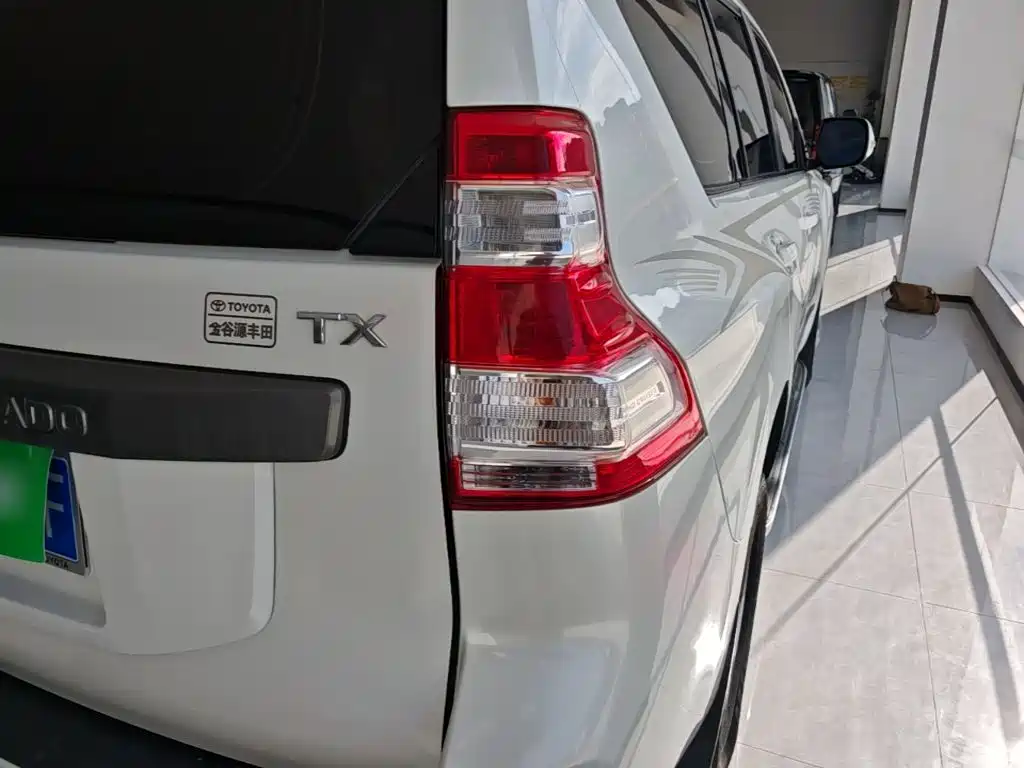 Toyota Prado — миниатюра 8