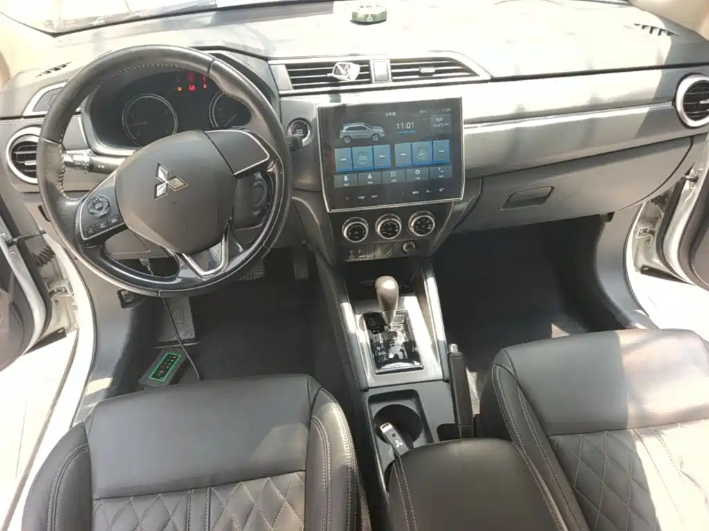 Mitsubishi ASX — миниатюра 10