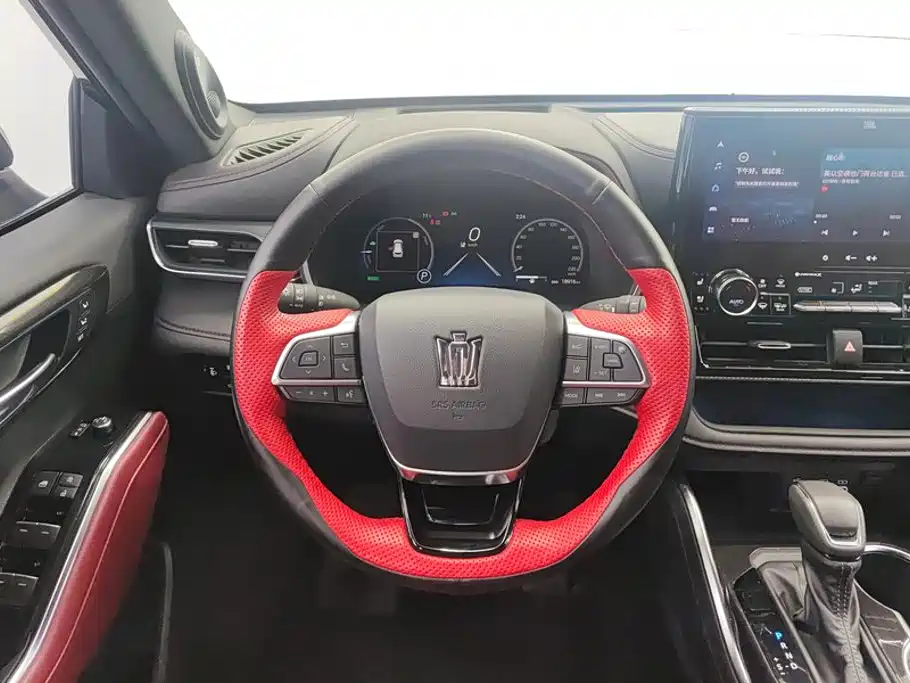 Toyota Crown Kluger — миниатюра 15