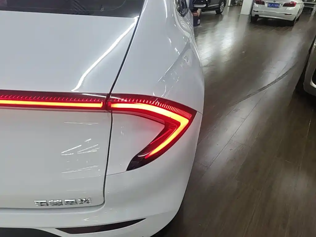 Wuling Xingguang — миниатюра 8