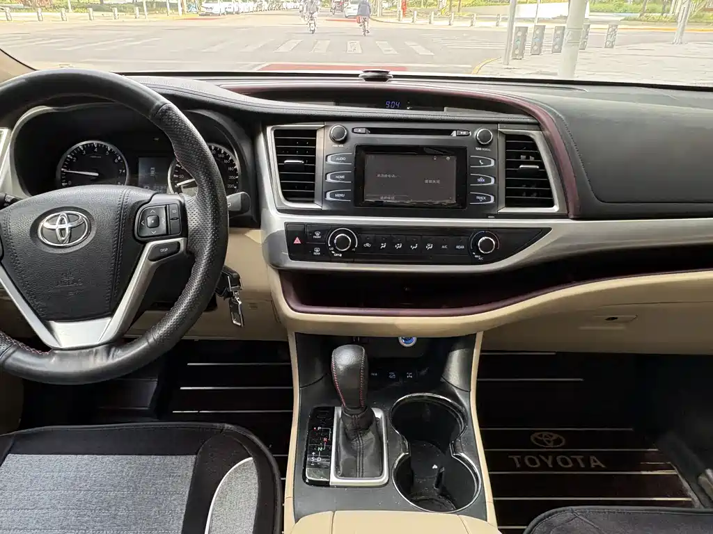 Toyota Highlander — миниатюра 5