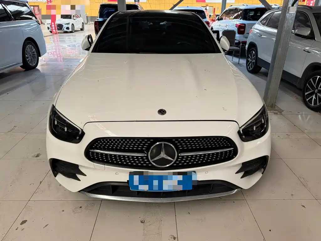 Mercedes-Benz E-Class — миниатюра 2