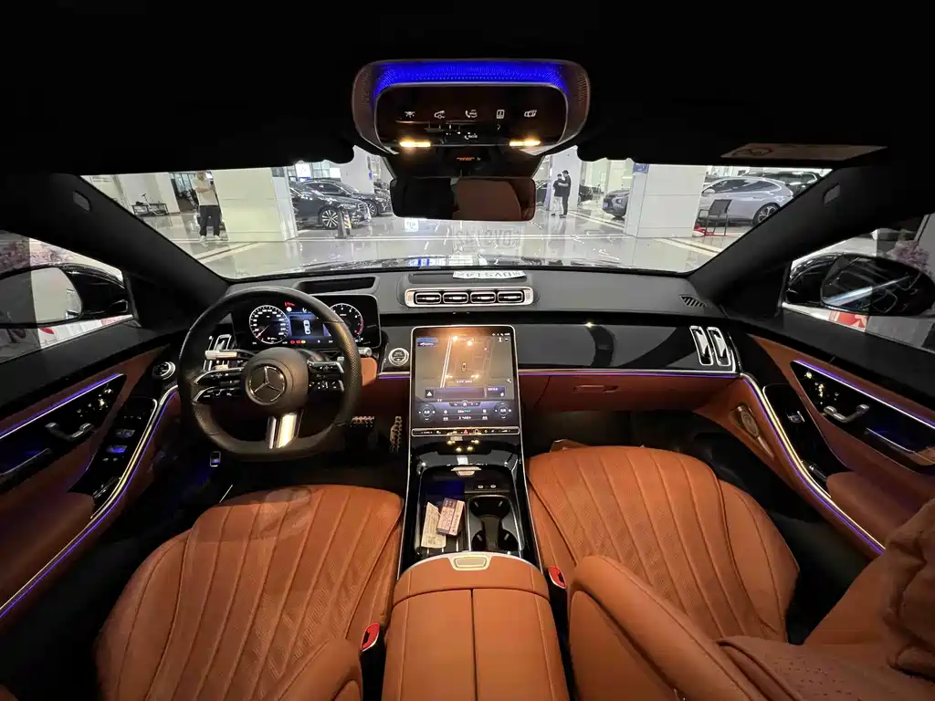 Mercedes-Benz S-Class — миниатюра 7