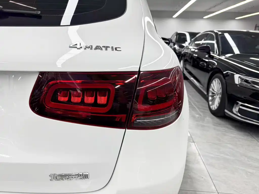 Mercedes-Benz GLC — миниатюра 24