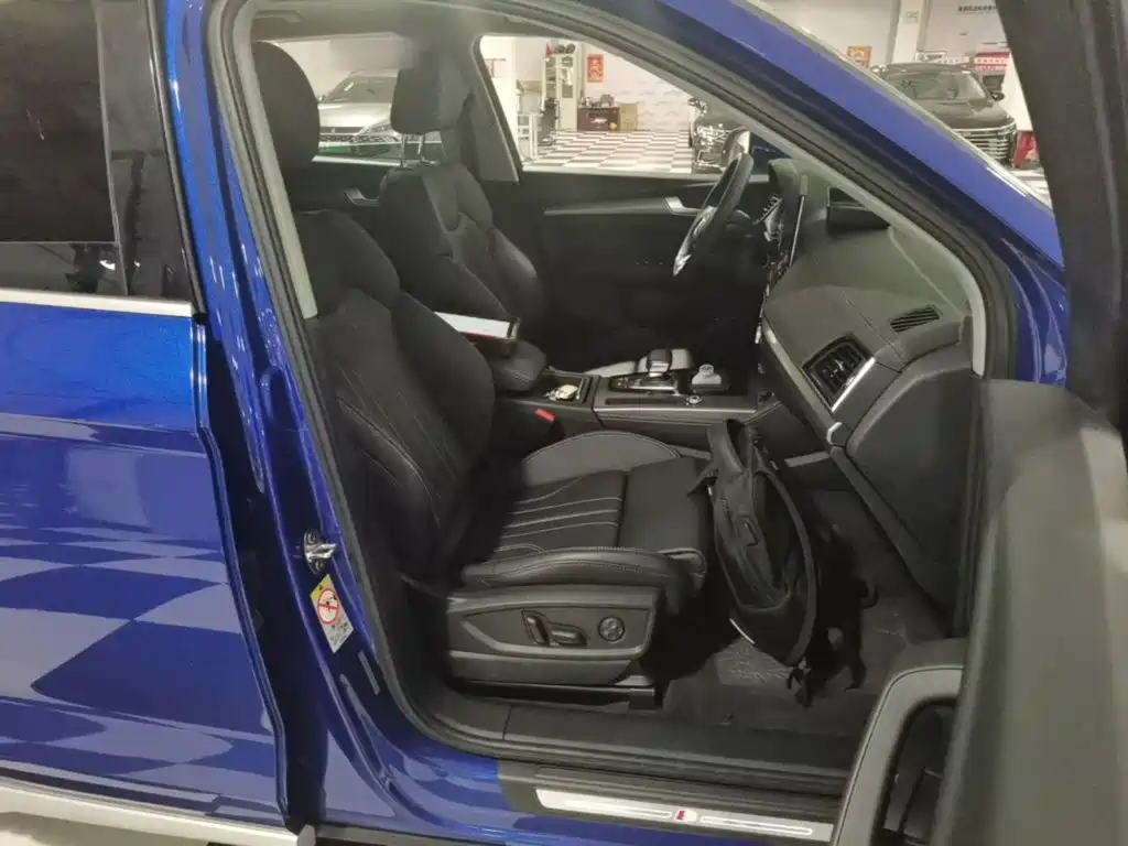 Audi Q5L — миниатюра 25