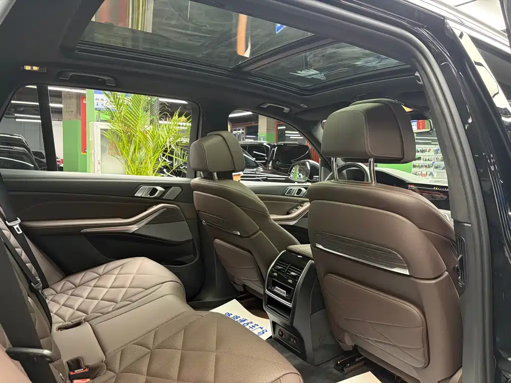 BMW X5 — миниатюра 10