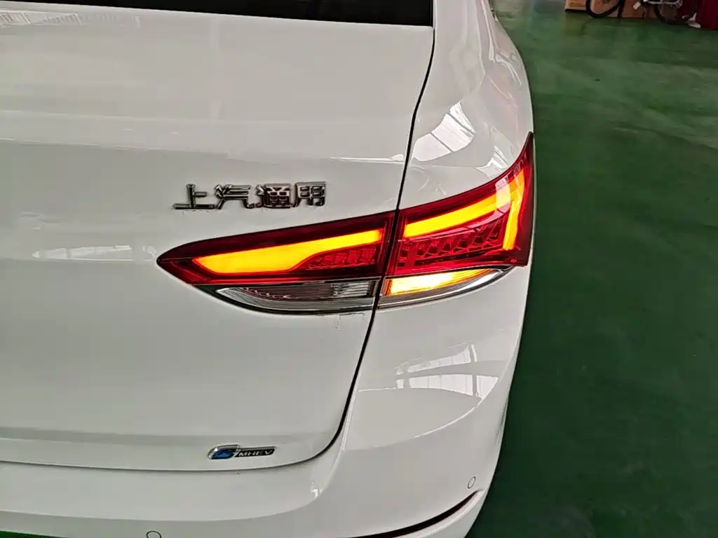 Buick Excelle — миниатюра 8