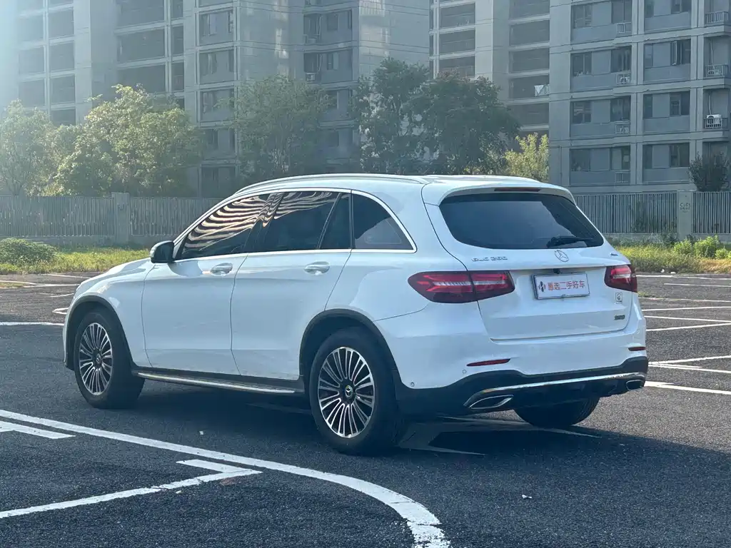 Mercedes-Benz GLC — миниатюра 4