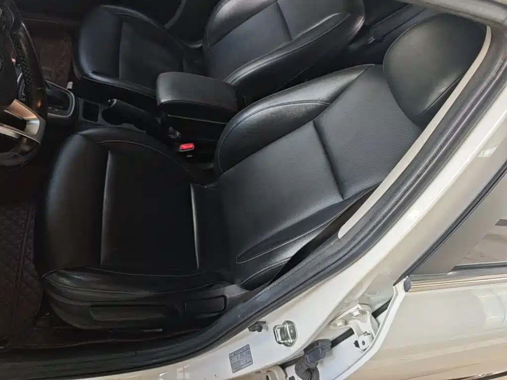 Kia K2 — миниатюра 15