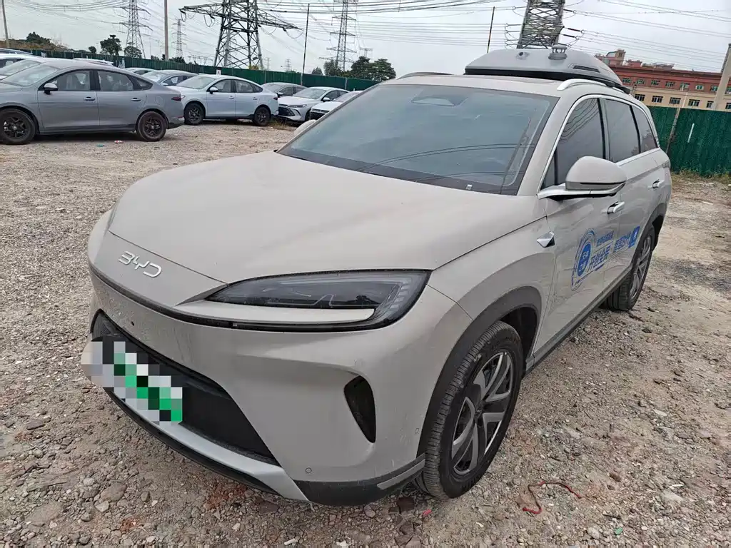 BYD SEA LION 07 DM I