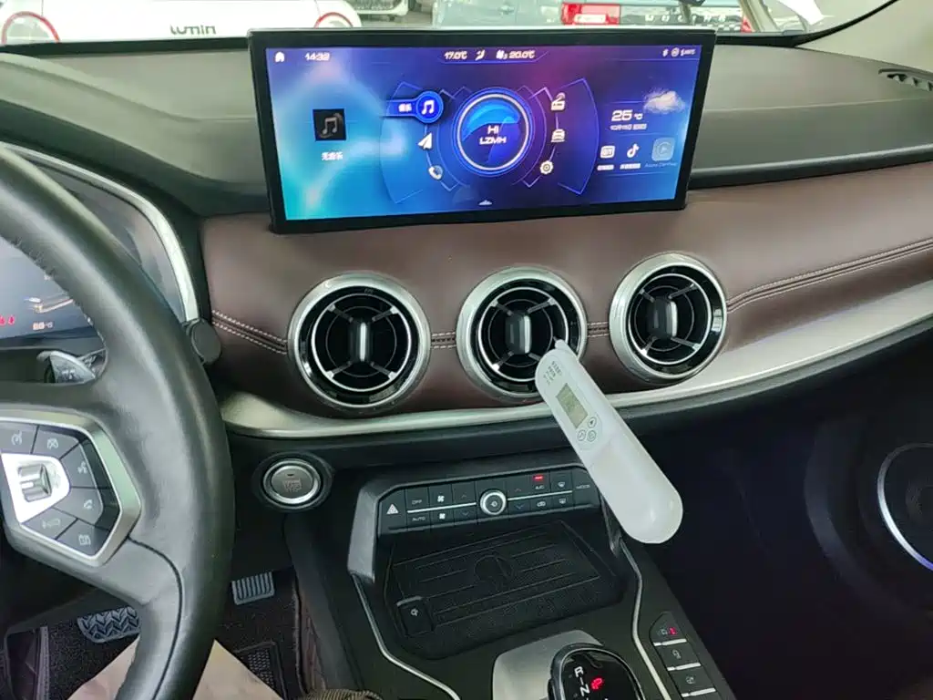Wey Wey VV6 — миниатюра 13