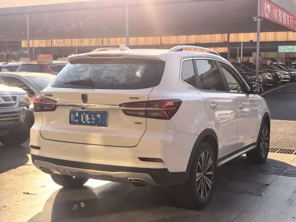 Roewe RX5 — миниатюра 9
