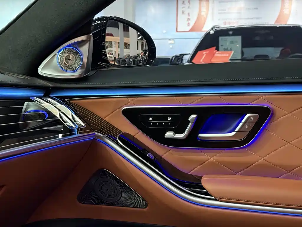 Mercedes-Benz S-Class — миниатюра 8