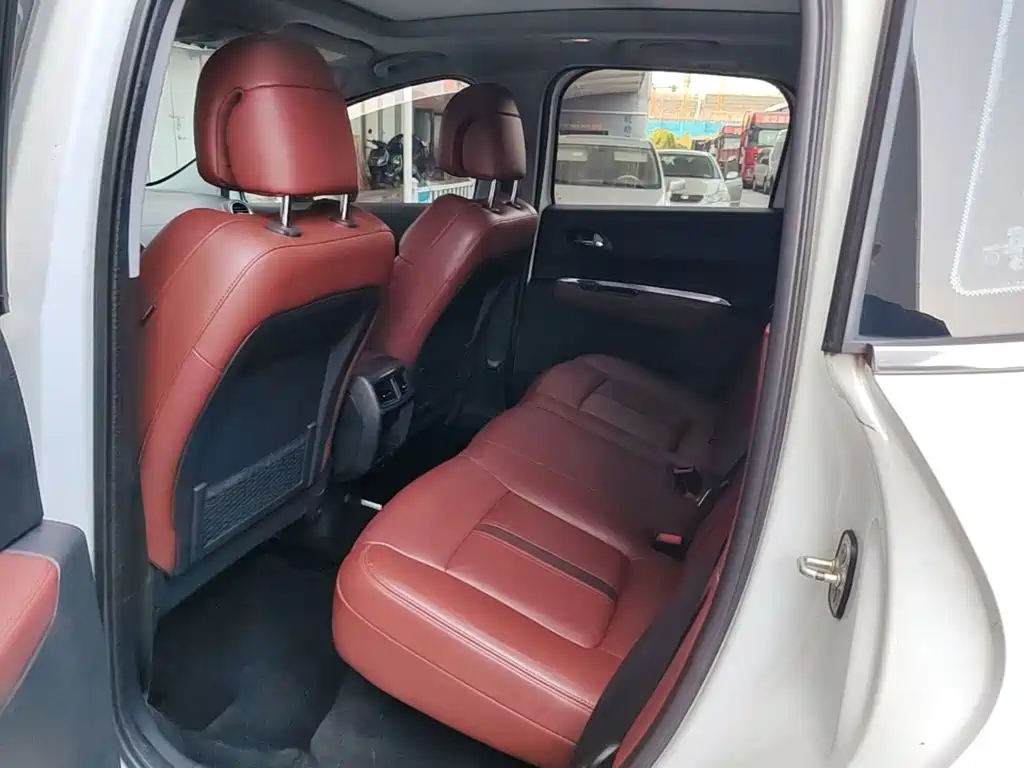 Peugeot 3008 — миниатюра 17