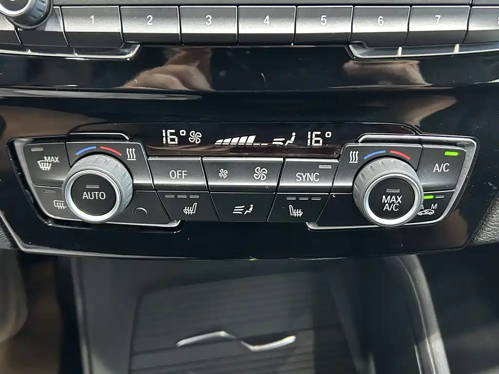 BMW X1 — миниатюра 6