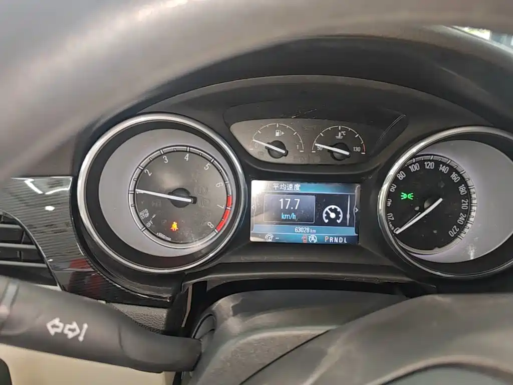 Buick Verano — миниатюра 8