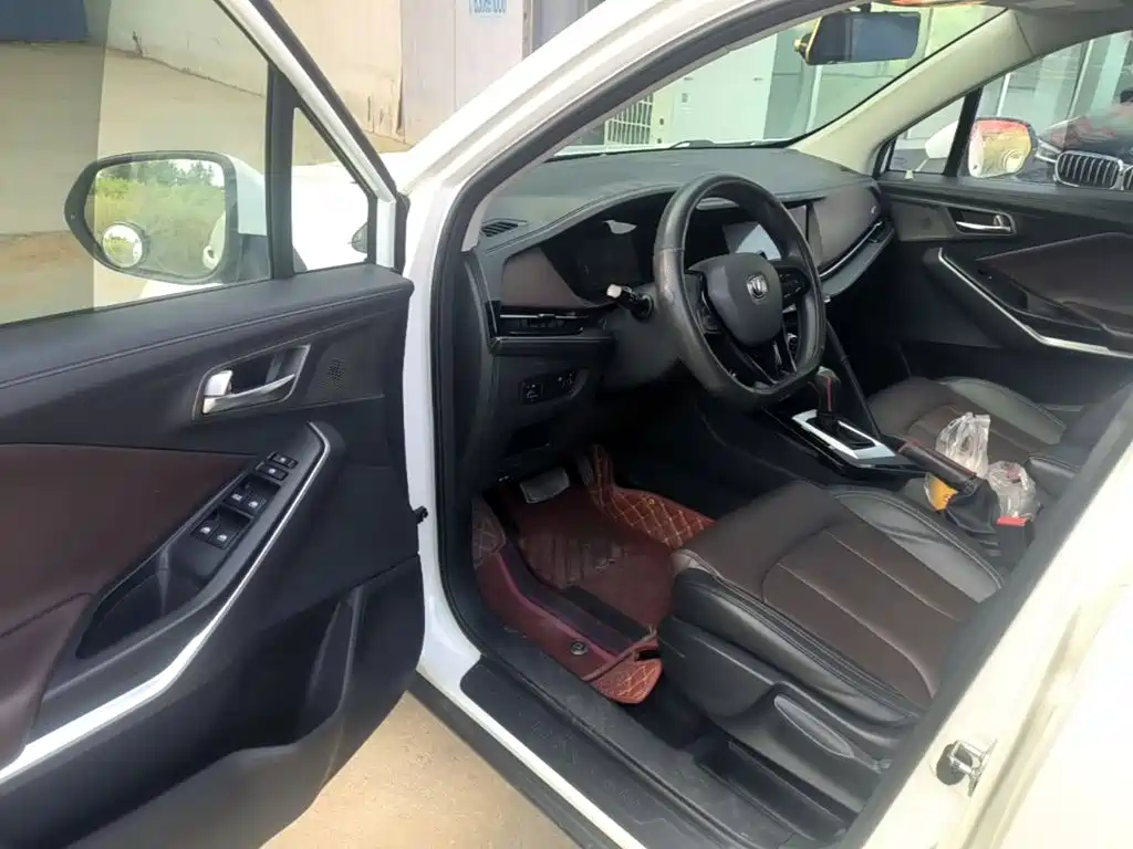 Changan CS15 — миниатюра 16
