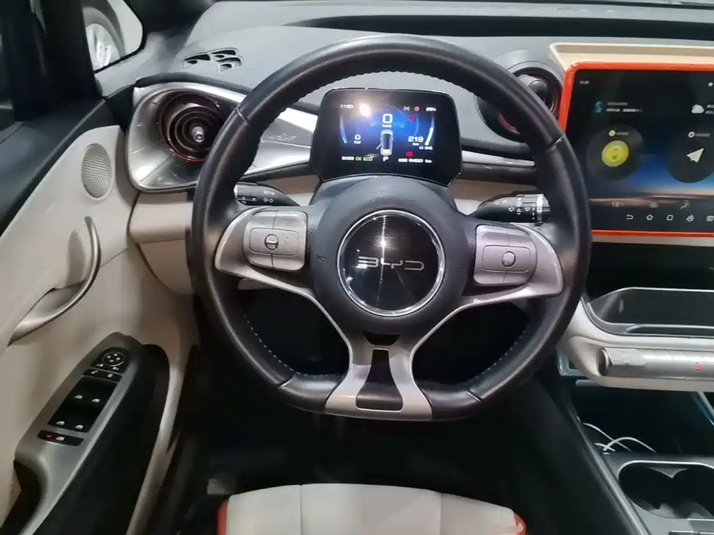 BYD Dolphin — миниатюра 11